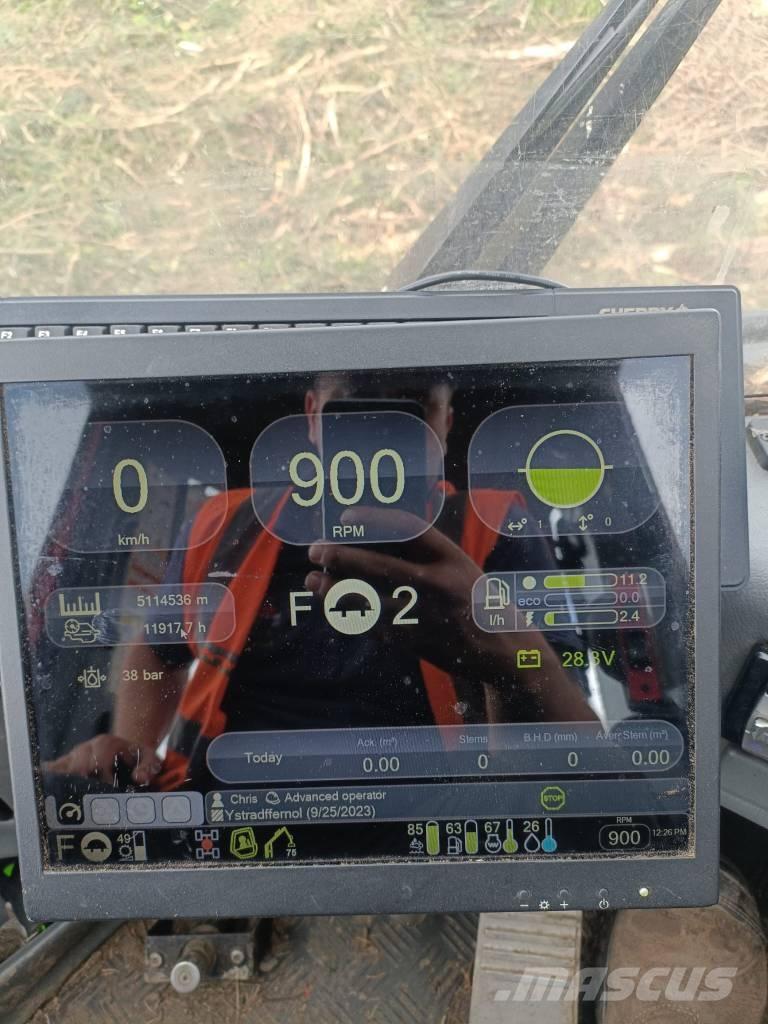 Komatsu 901 TX.1 ハーベスター