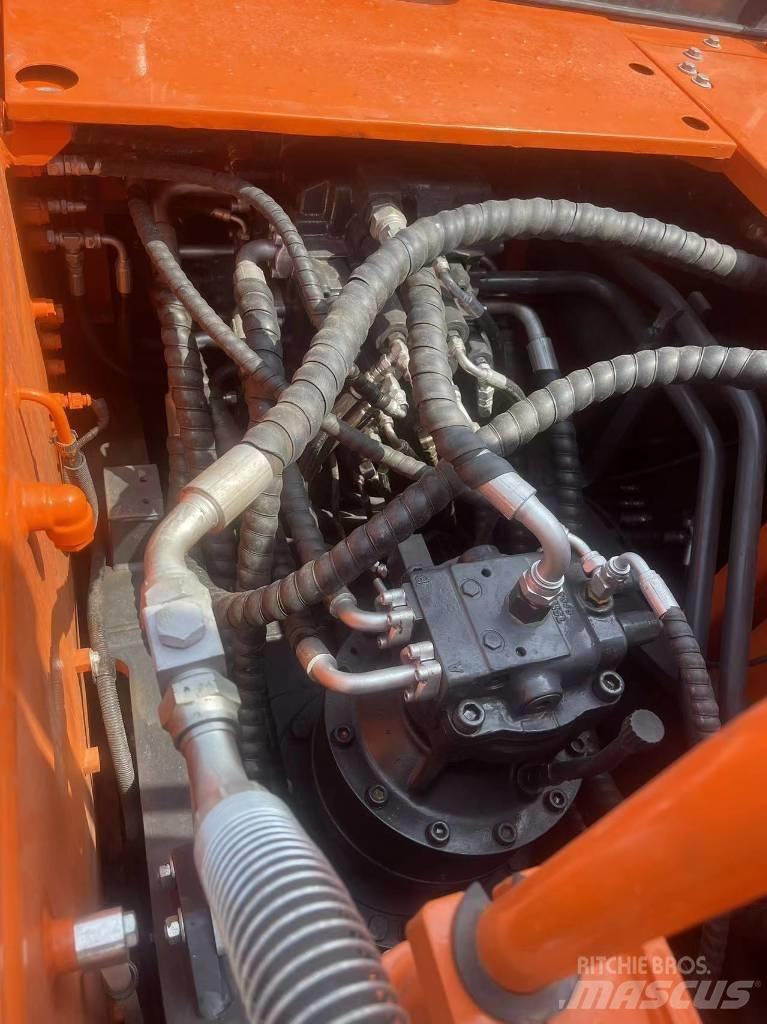 Doosan DX 225LC-9C 大型油圧ショベル12t以上（パワーショベル・ユンボ）