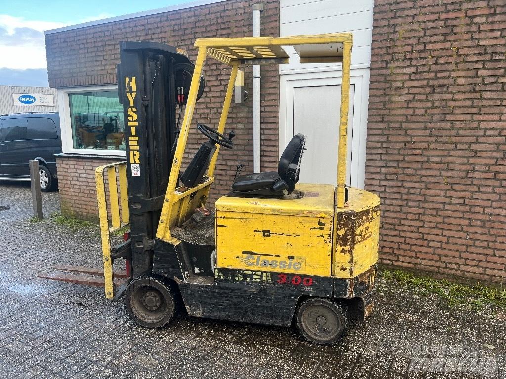 Hyster E3.00 xl バッテリーフォークリフト