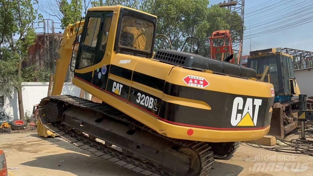 CAT 320 B L 大型油圧ショベル12t以上（パワーショベル・ユンボ）