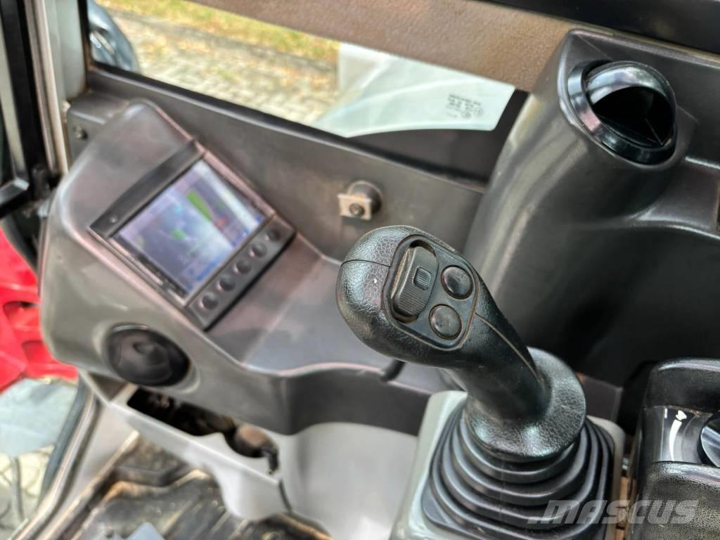 Takeuchi TB 290 中型油圧ショベル 7ｔ-12ｔ（ユンボ・パワーショベル・バックホー）