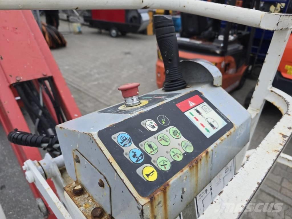 Haulotte HA 12 IP ブームリフト　屈伸型