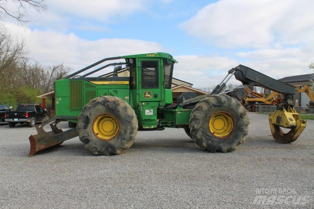 Deere 648L II スキッダー
