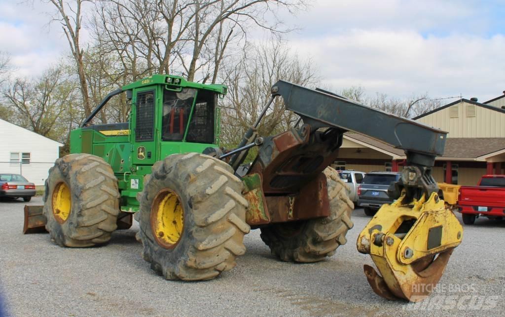 Deere 648L II スキッダー
