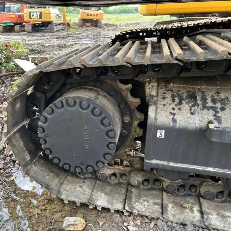 Volvo EC 300 大型油圧ショベル12t以上（パワーショベル・ユンボ）