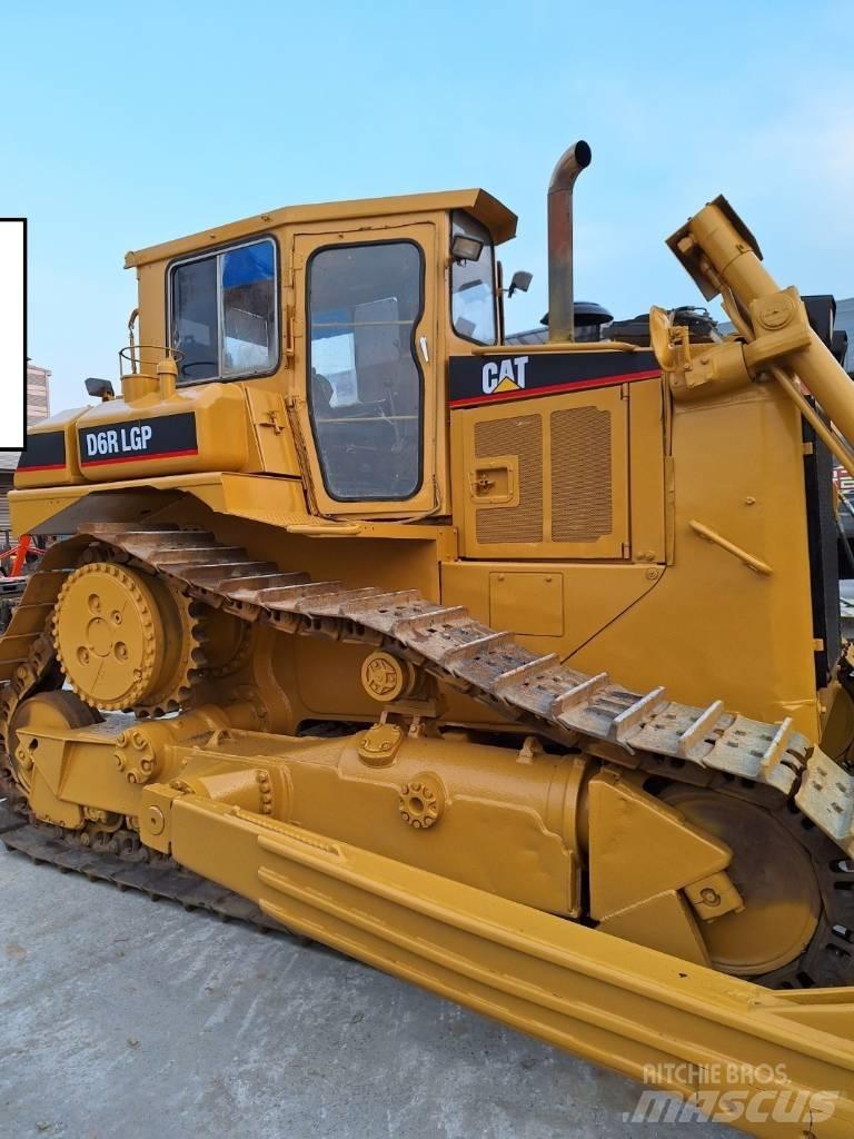 CAT D 6 R LGP ブルドーザー