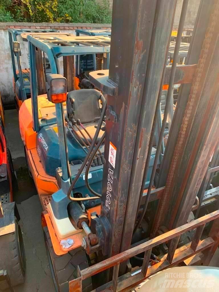 Toyota 7 FDA 50 ディーゼル・軽油