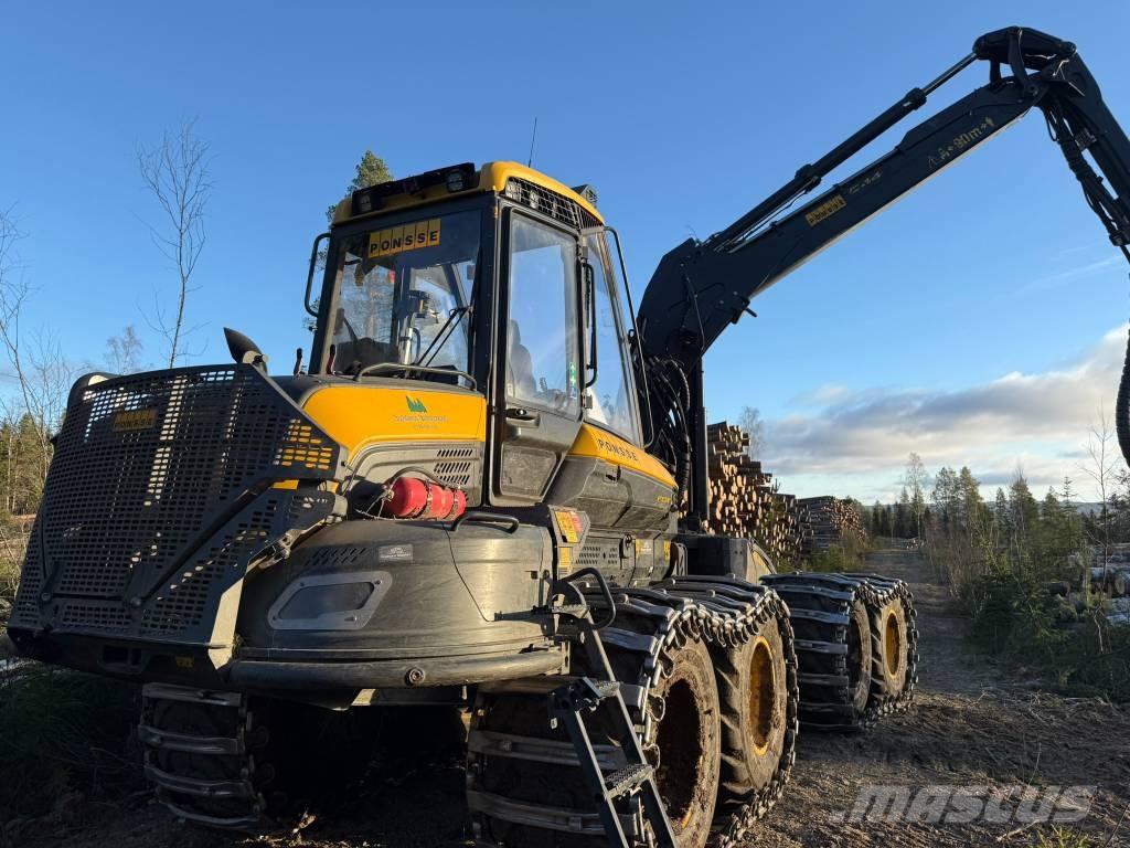 Ponsse Fox ハーベスター