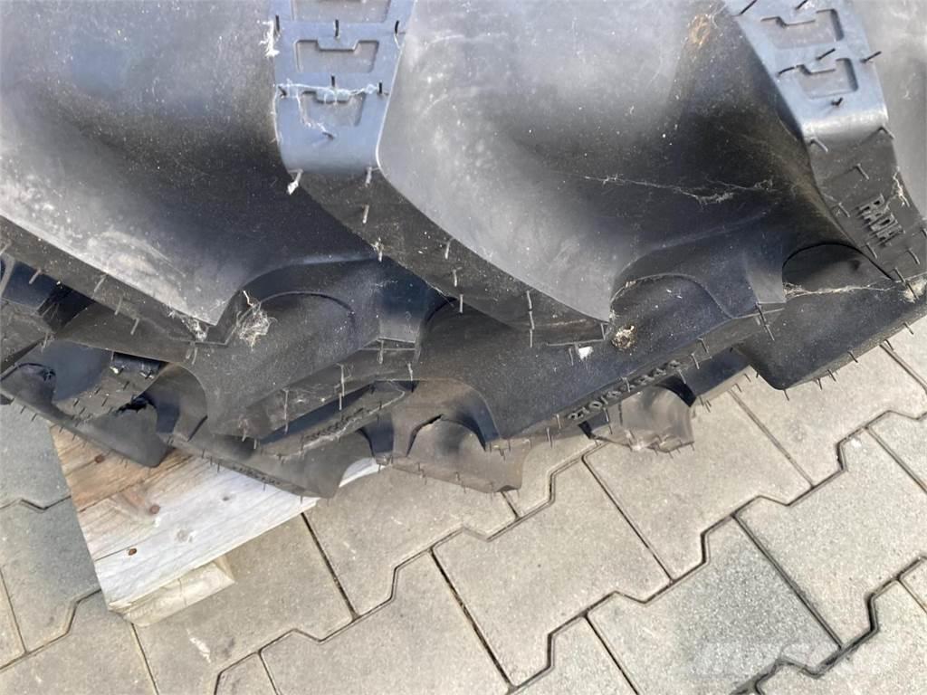 BKT 270/95R46 タイヤ、ホイル、リム