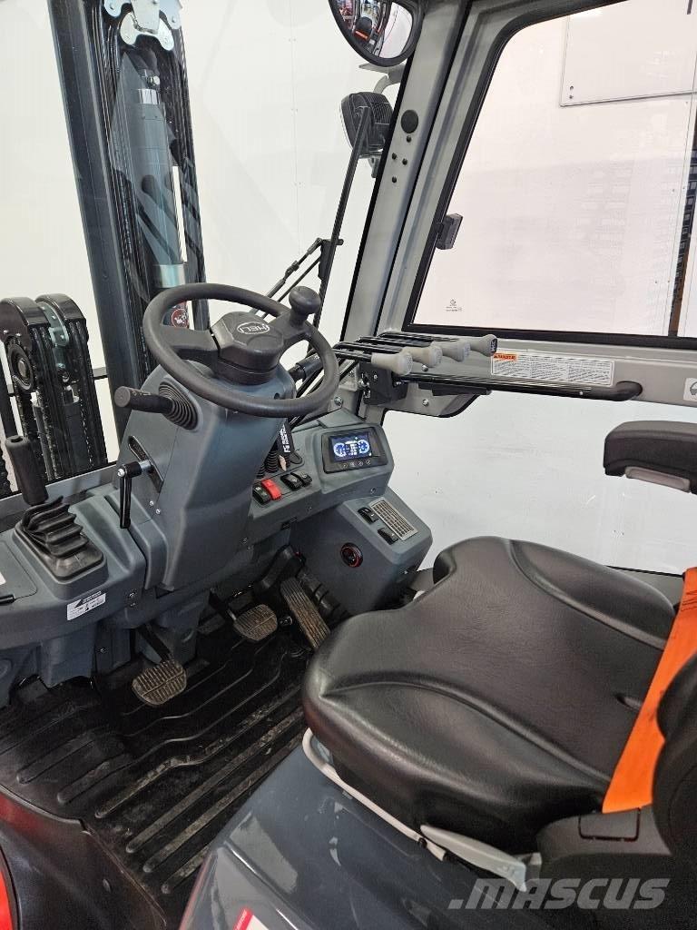 Heli CPCD 35 DIESEL ディーゼル・軽油