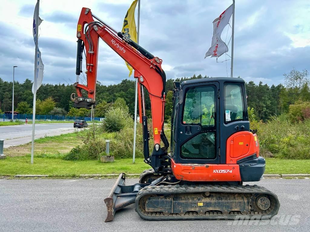 Kubota KX 057-4 ミニ油圧ショベル 7t以下（ミニユンボ・ミニディガー）