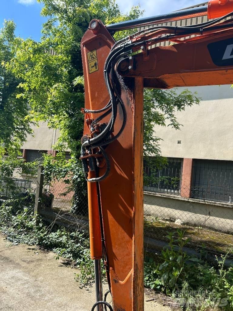 Doosan DX 63-3 ミニ油圧ショベル 7t以下（ミニユンボ・ミニディガー）
