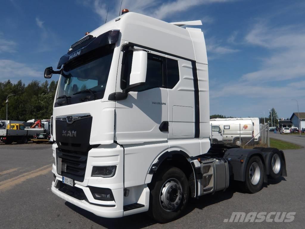 MAN TGX 28.520 中古トラクターヘッド | トレーラーヘッド
