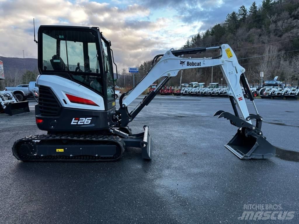 Bobcat E 26 ミニ油圧ショベル 7t以下（ミニユンボ・ミニディガー）