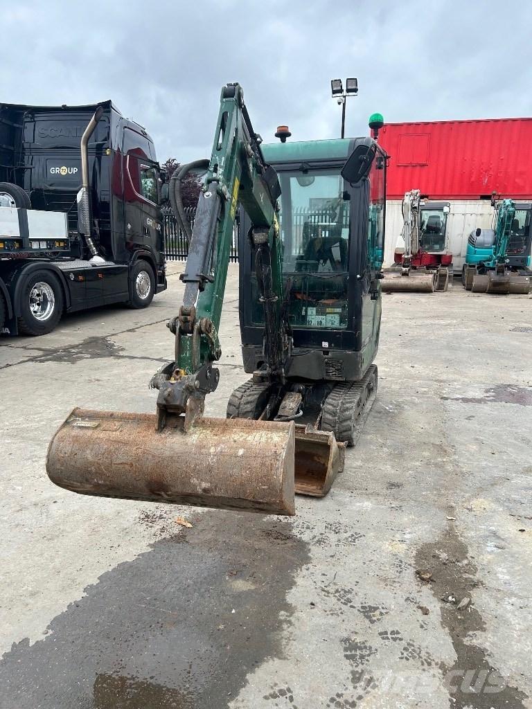 Yanmar SV 16 ミニ油圧ショベル 7t以下（ミニユンボ・ミニディガー）