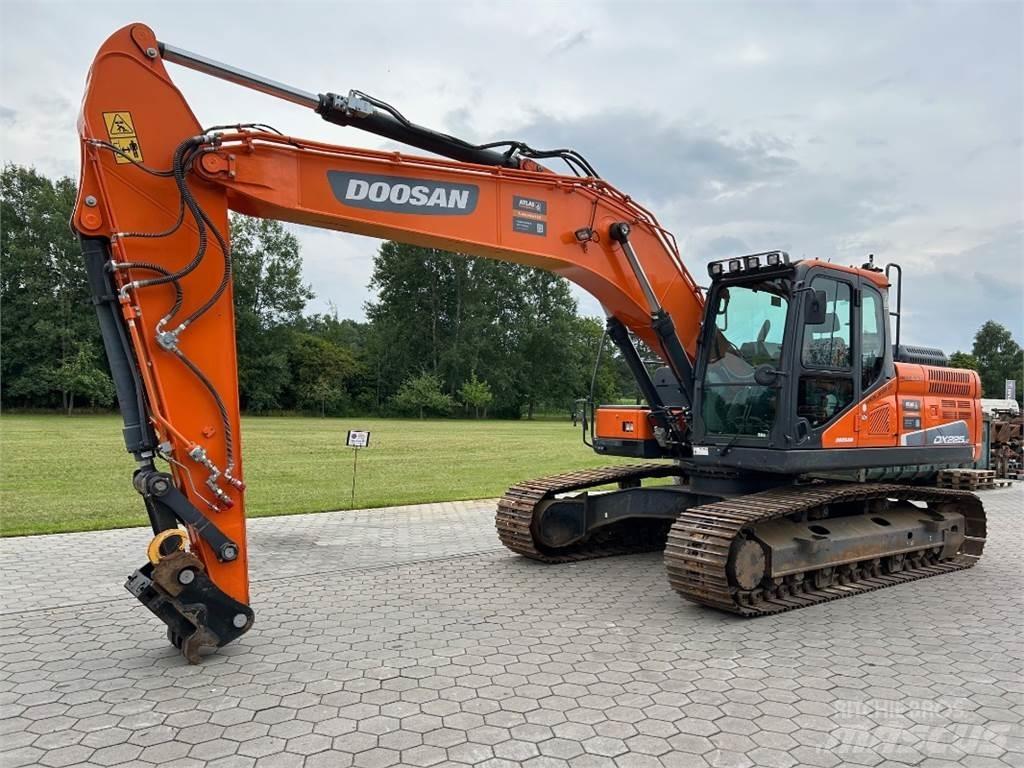 Doosan DX225LC-5 大型油圧ショベル12t以上（パワーショベル・ユンボ）