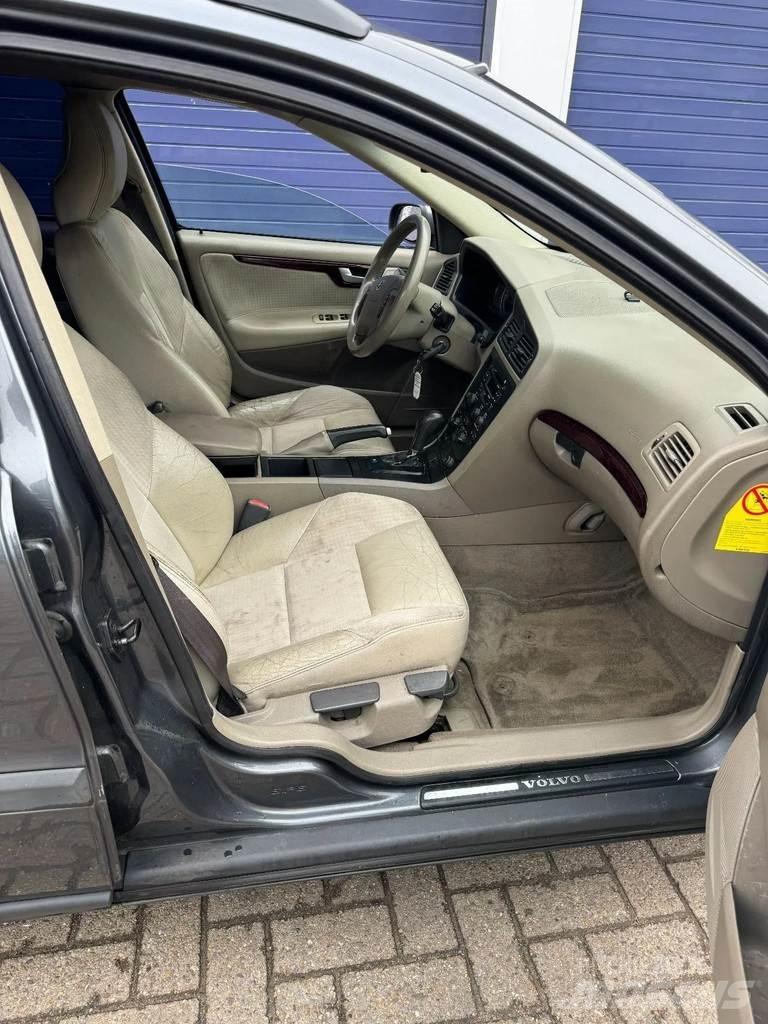 Volvo V70 V70 自動車