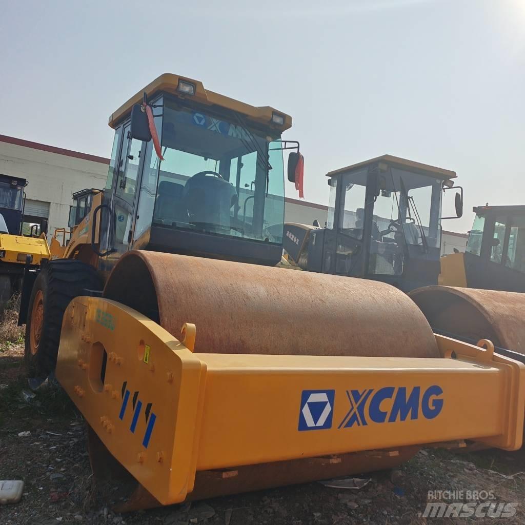 XCMG XS 263 J 振動ローラ