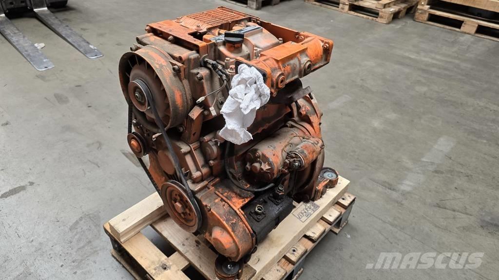 Deutz F2L1011F エンジン