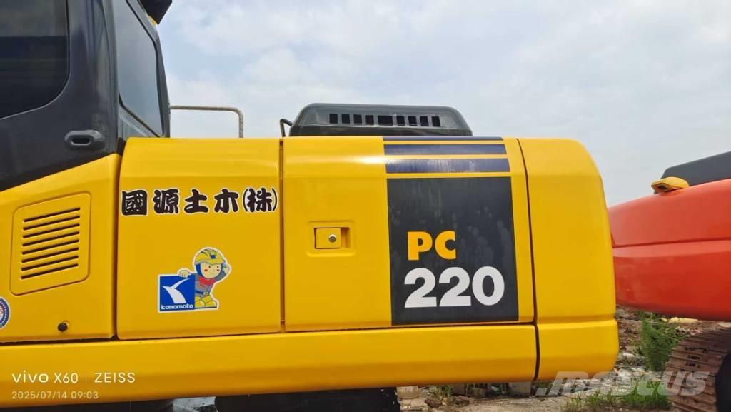 Komatsu PC 220 ミニ油圧ショベル 7t以下（ミニユンボ・ミニディガー）