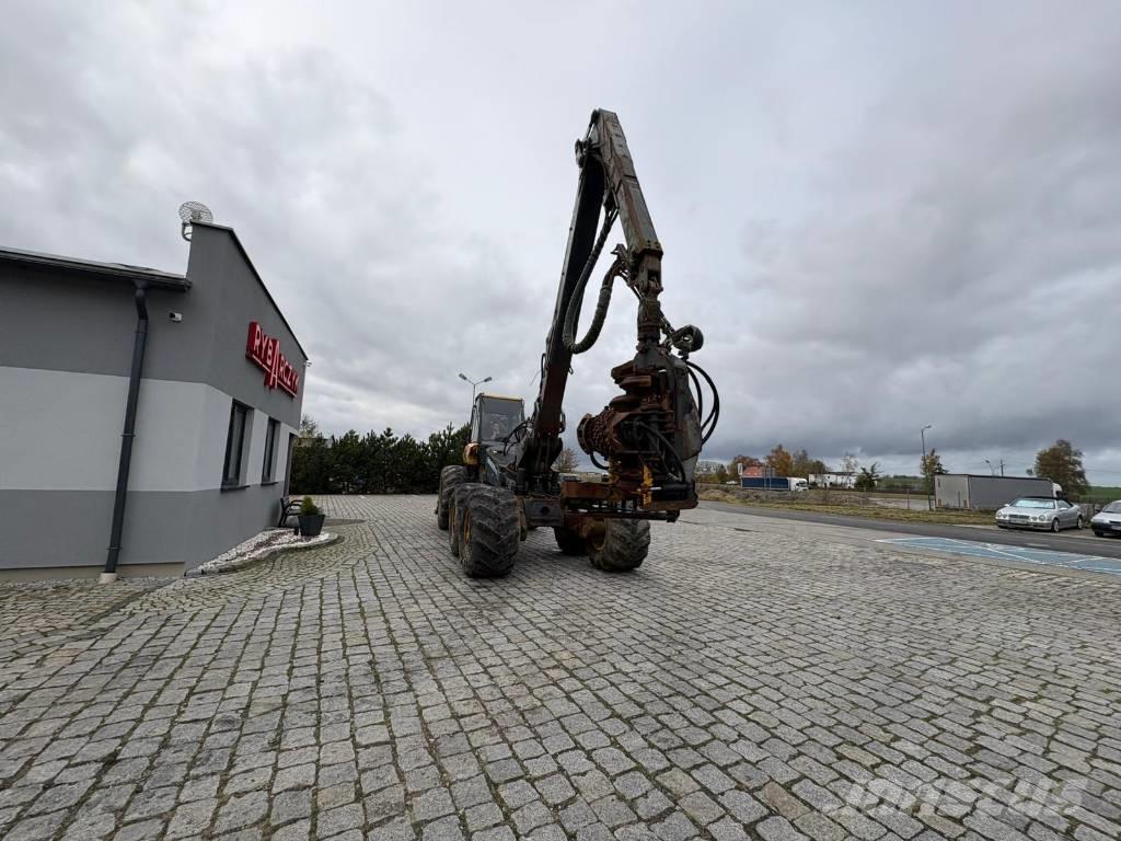 Ponsse Bear 6W ハーベスター