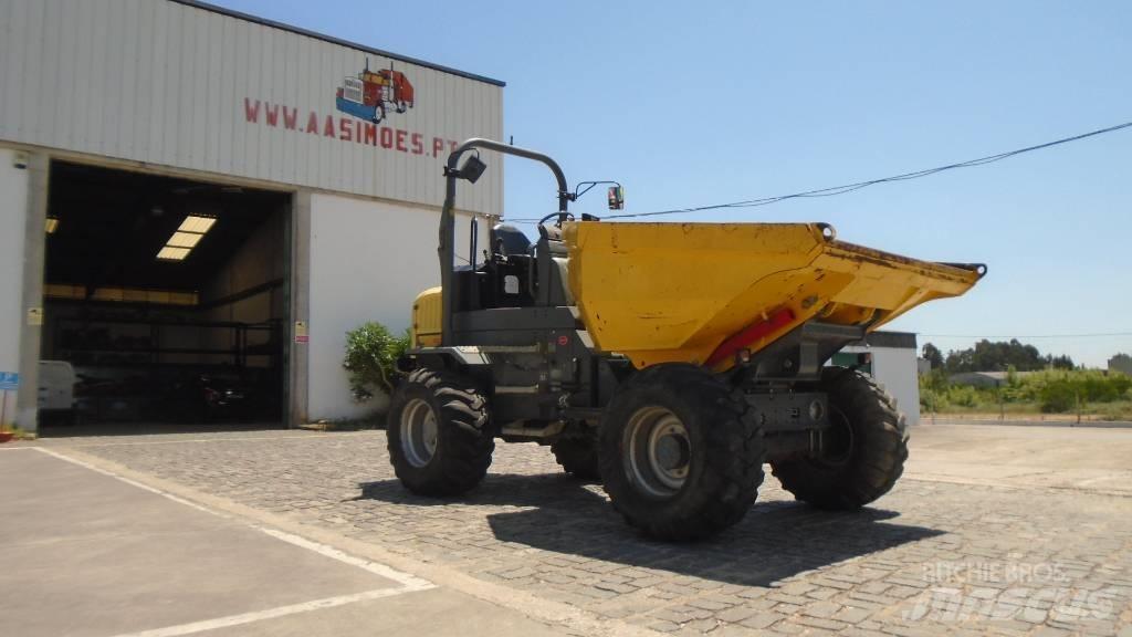 Wacker Neuson DW 90 サイト　ダンプ