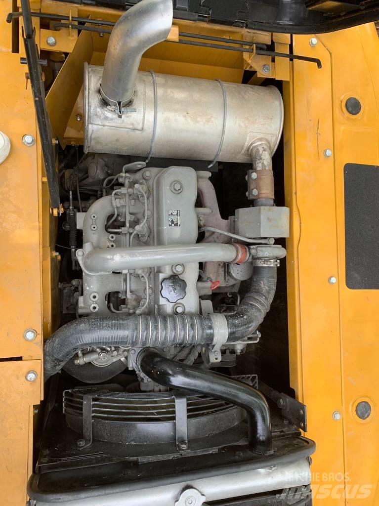 Sany SY 135C 中型油圧ショベル 7ｔ-12ｔ（ユンボ・パワーショベル・バックホー）