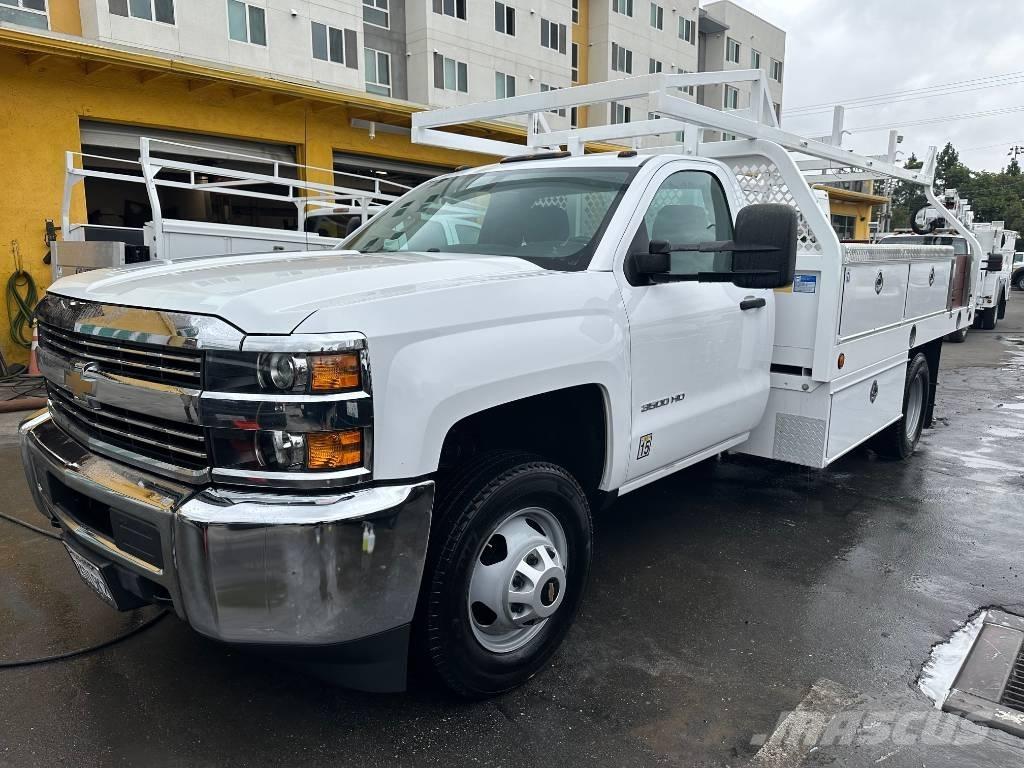 Chevrolet 3500 HD ピックアップ／ドロップサイド