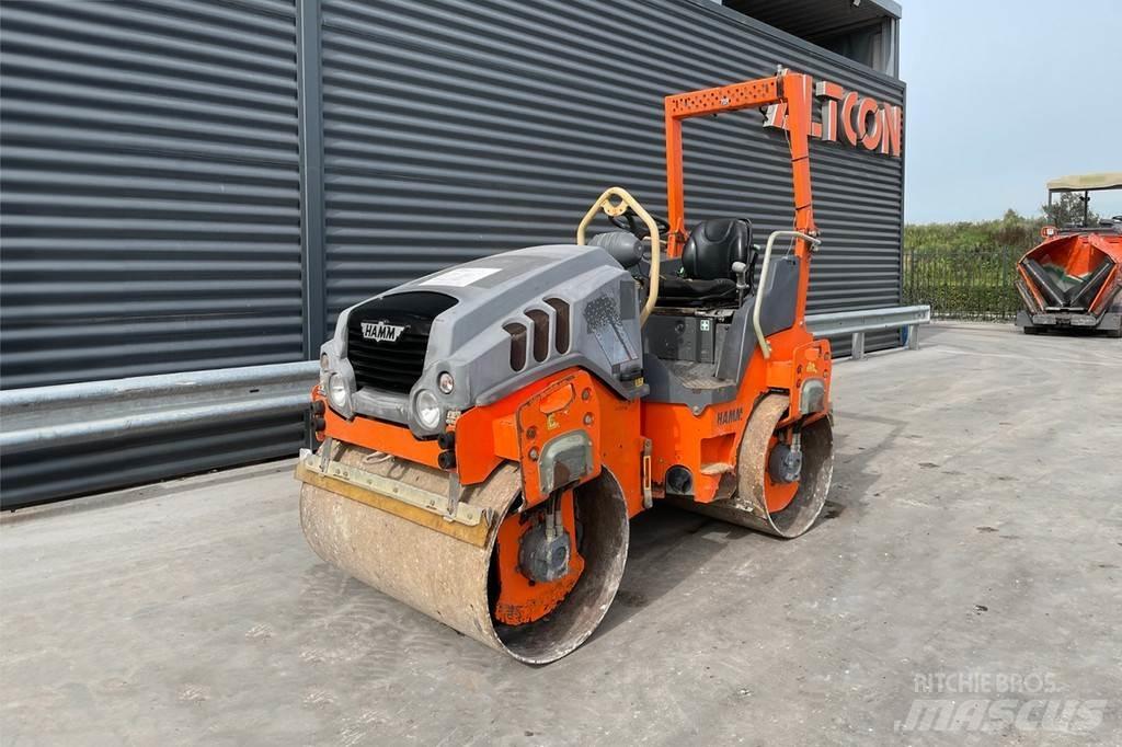 Hamm HD 12 VV タンデムローラ