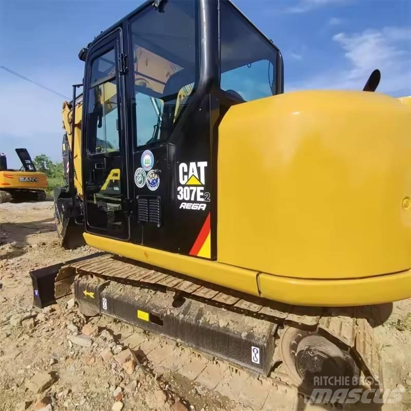 CAT 307 E2 大型油圧ショベル12t以上（パワーショベル・ユンボ）