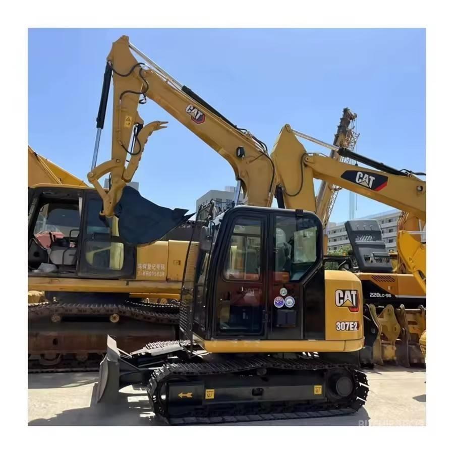 CAT 307 E2 大型油圧ショベル12t以上（パワーショベル・ユンボ）