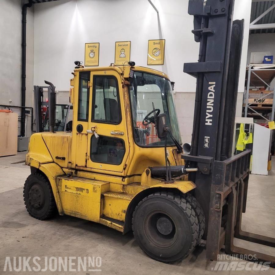 Hyundai 70 D-7 E ディーゼル・軽油