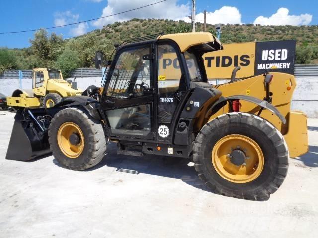 CAT TH 407 C テレスコーピックハンドラー