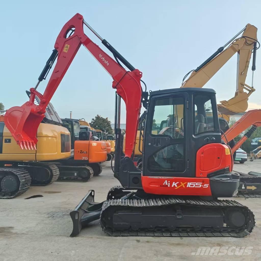 Kubota KX 165 ミニ油圧ショベル 7t以下（ミニユンボ・ミニディガー）