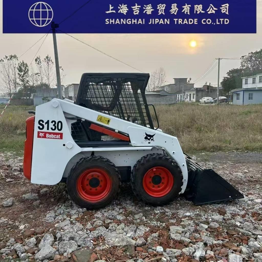 Bobcat S 130 スキッドステアローダー