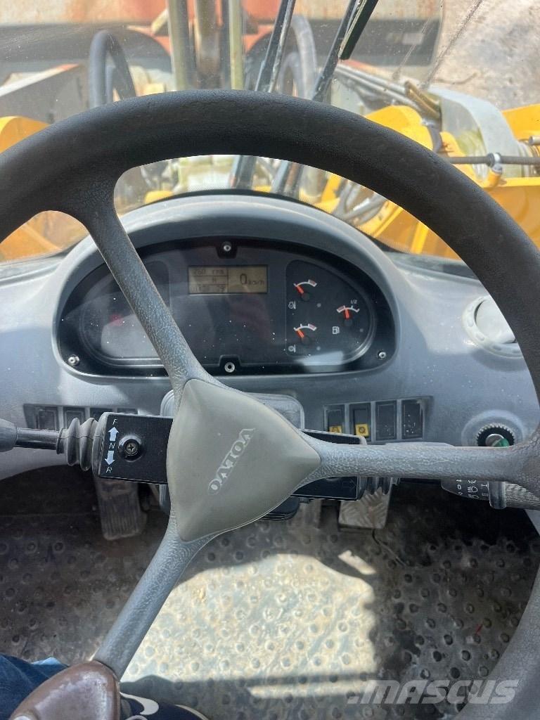 Volvo L 180 E ホイールローダー・タイヤショベル