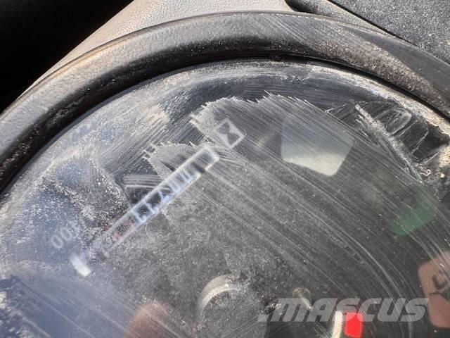 Yanmar Vio 17 ミニ油圧ショベル 7t以下（ミニユンボ・ミニディガー）