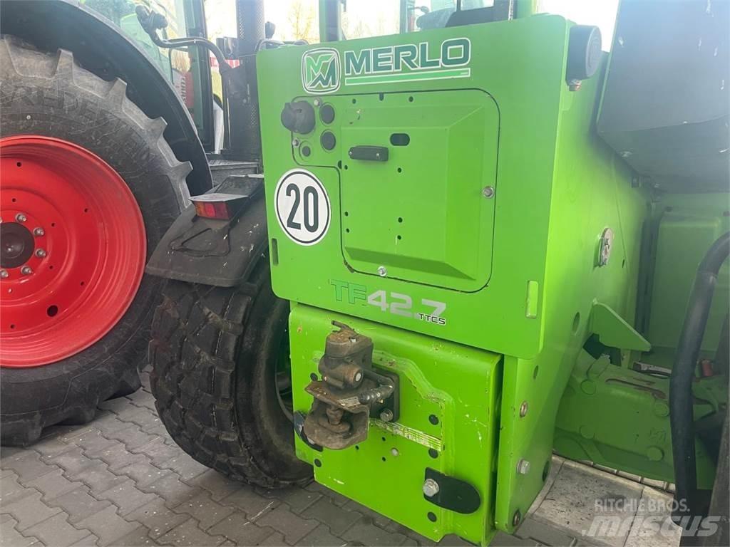 Merlo TF 42.7 農業用テレハンドラー