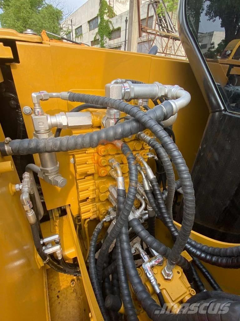 CAT 307 E 大型油圧ショベル12t以上（パワーショベル・ユンボ）