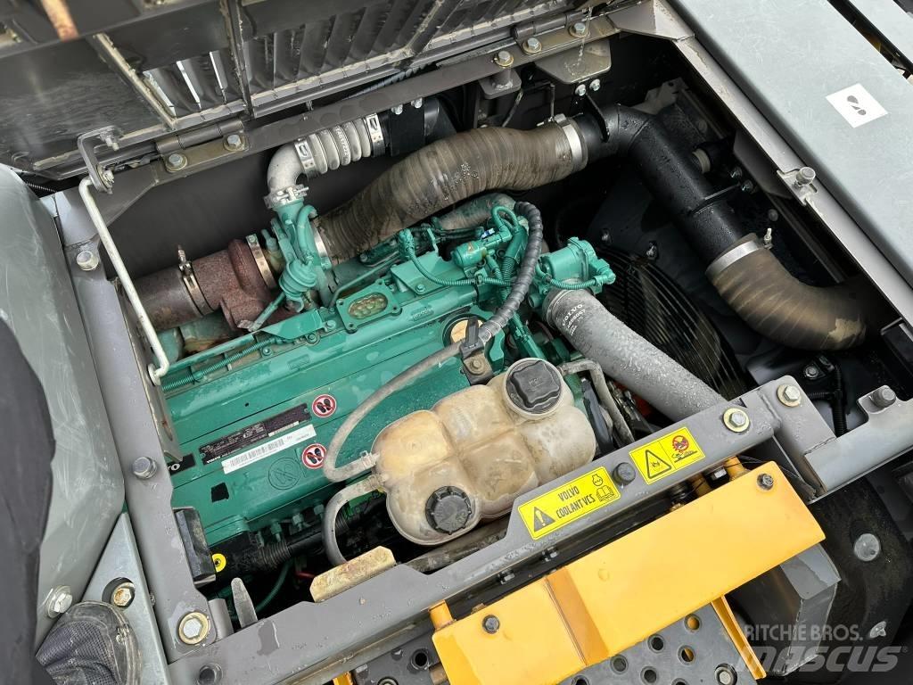 Volvo ECR 235 E LC 大型油圧ショベル12t以上（パワーショベル・ユンボ）