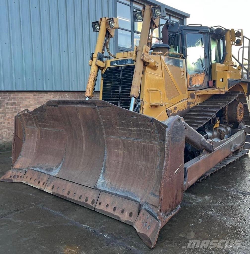 CAT D 8 T ブルドーザー