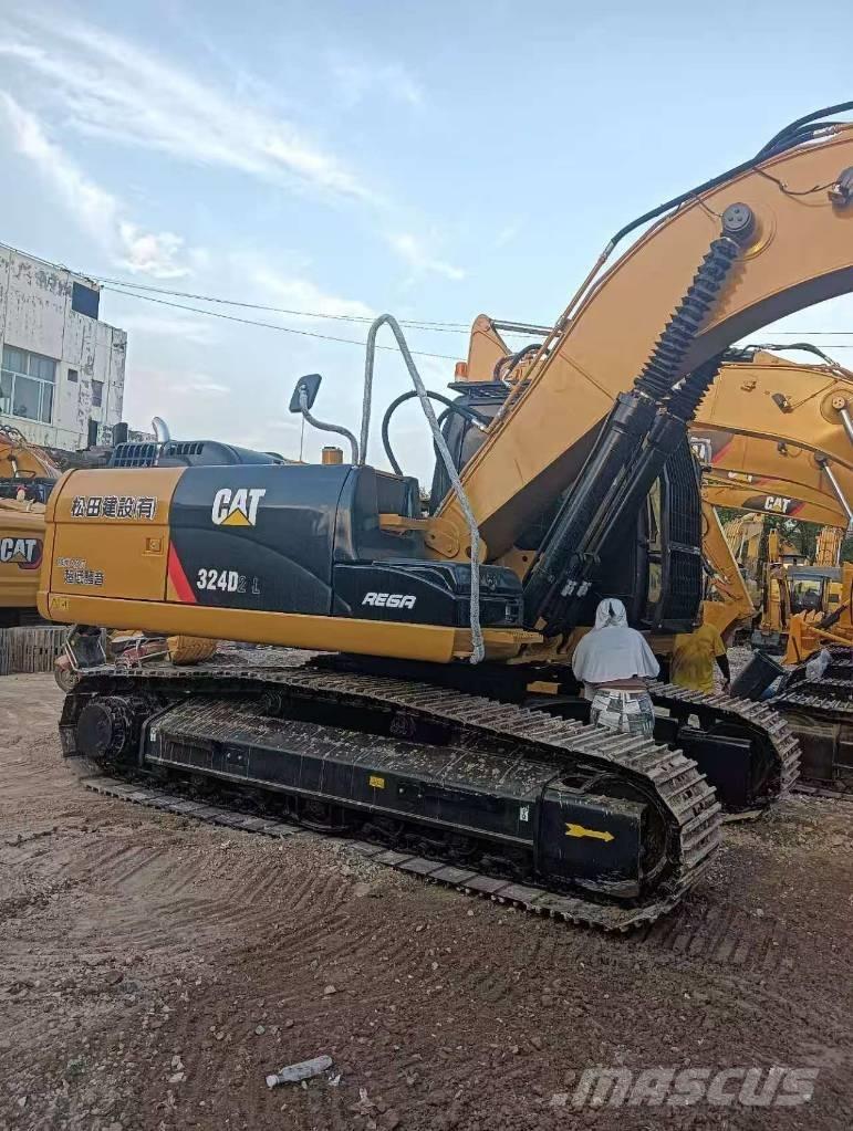 CAT 324 D2L 大型油圧ショベル12t以上（パワーショベル・ユンボ）