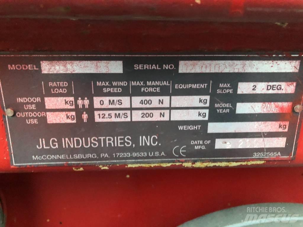 JLG 2030 F3    V-3409 垂直昇降型リフト