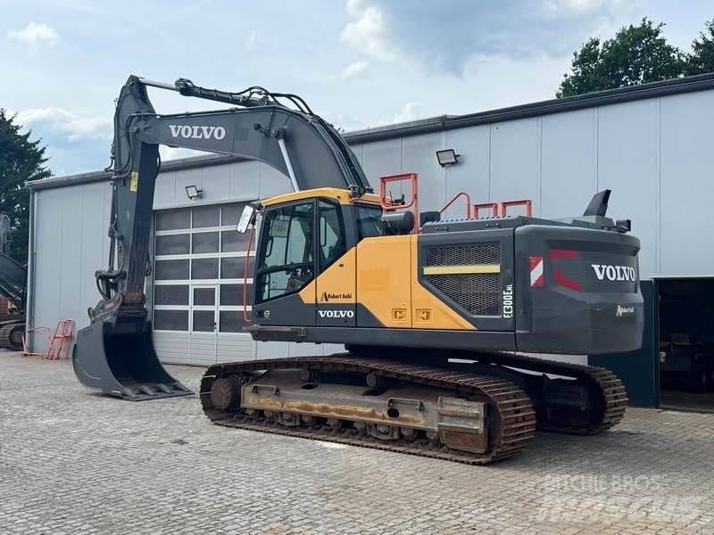 Volvo EC 300 ENL 大型油圧ショベル12t以上（パワーショベル・ユンボ）
