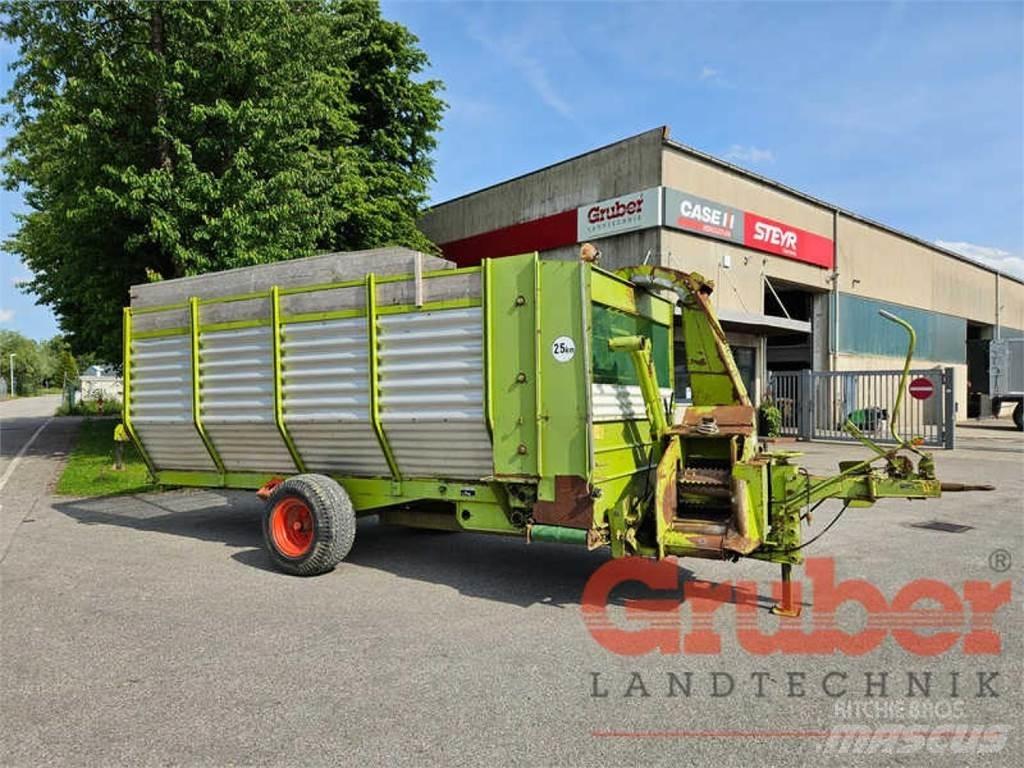 CLAAS Rapido 40 セルフローディングトレーラー