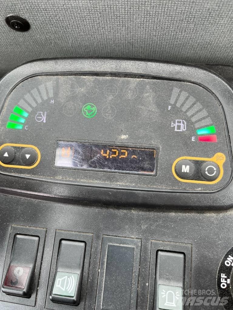 Hyundai R25Z-9 AK ミニ油圧ショベル 7t以下（ミニユンボ・ミニディガー）