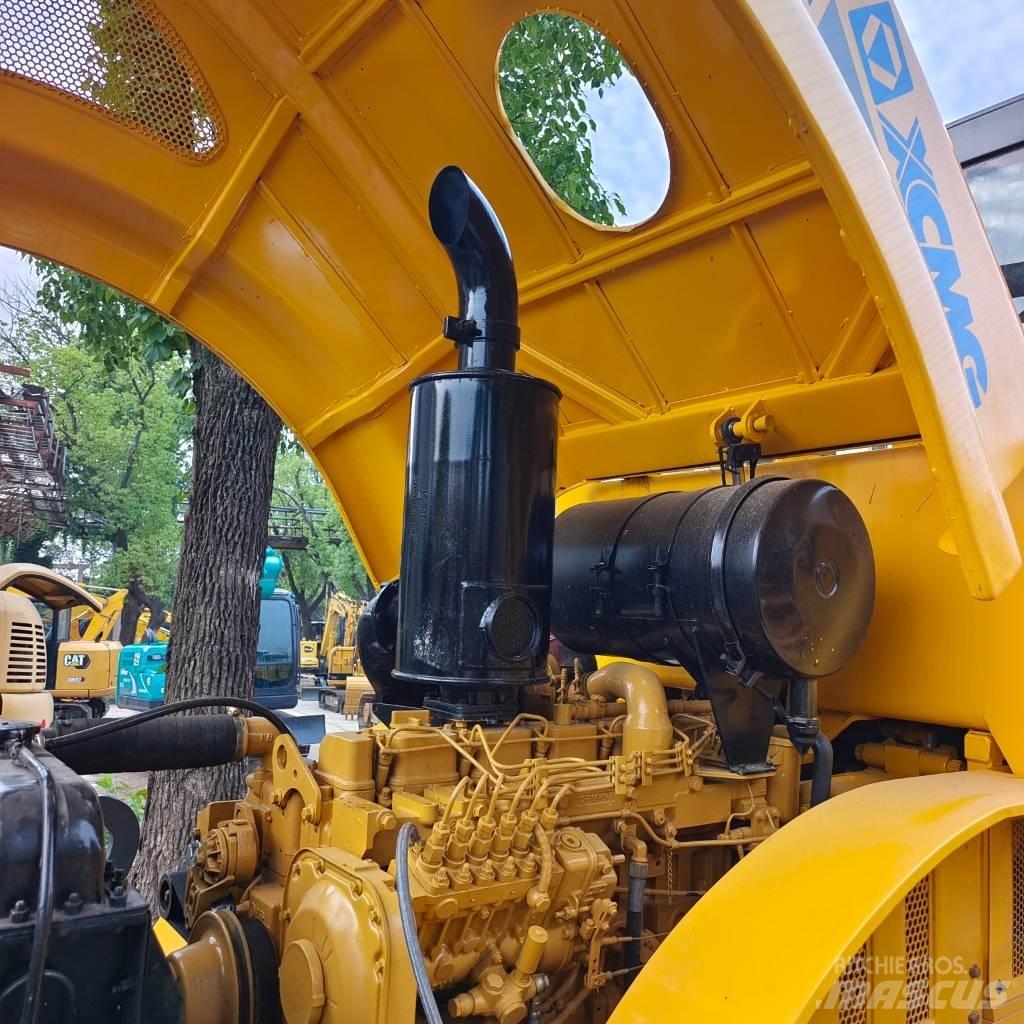 XCMG XS223J 振動ローラ