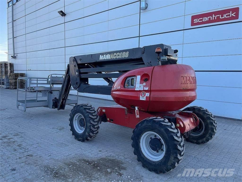 Manitou 160ATJ+ RC ブームリフト　屈伸型