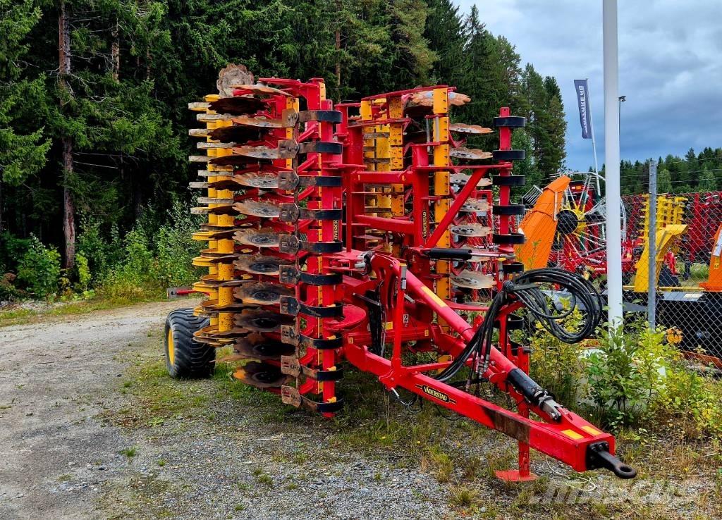 Väderstad Carrier525 カルチベーター