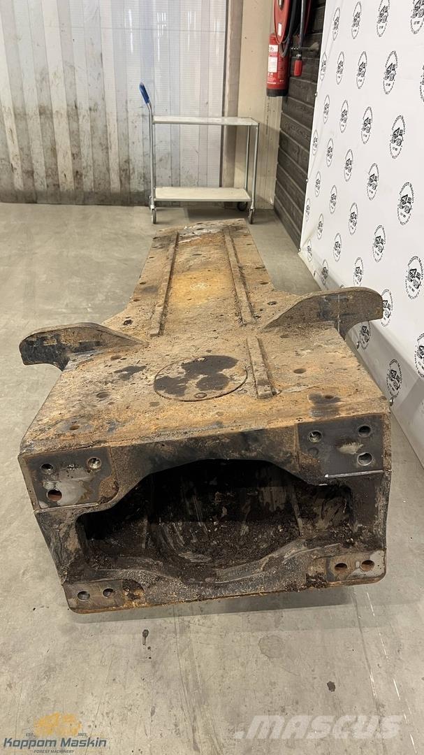 Komatsu 845 その他部品